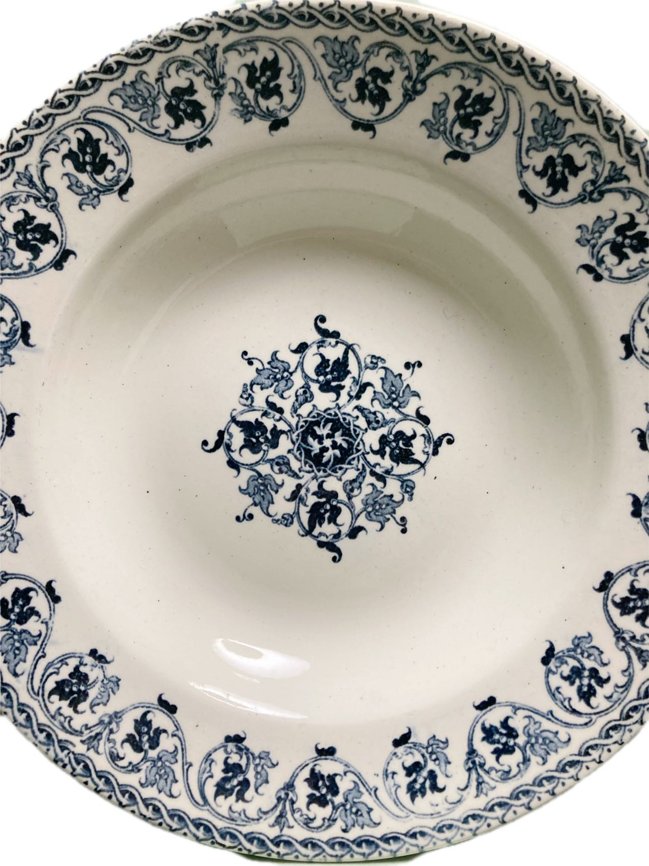 Hollow plate old iron earth H B&Cie
