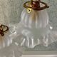 Deux suspensions tulippes vintage en verre moulé