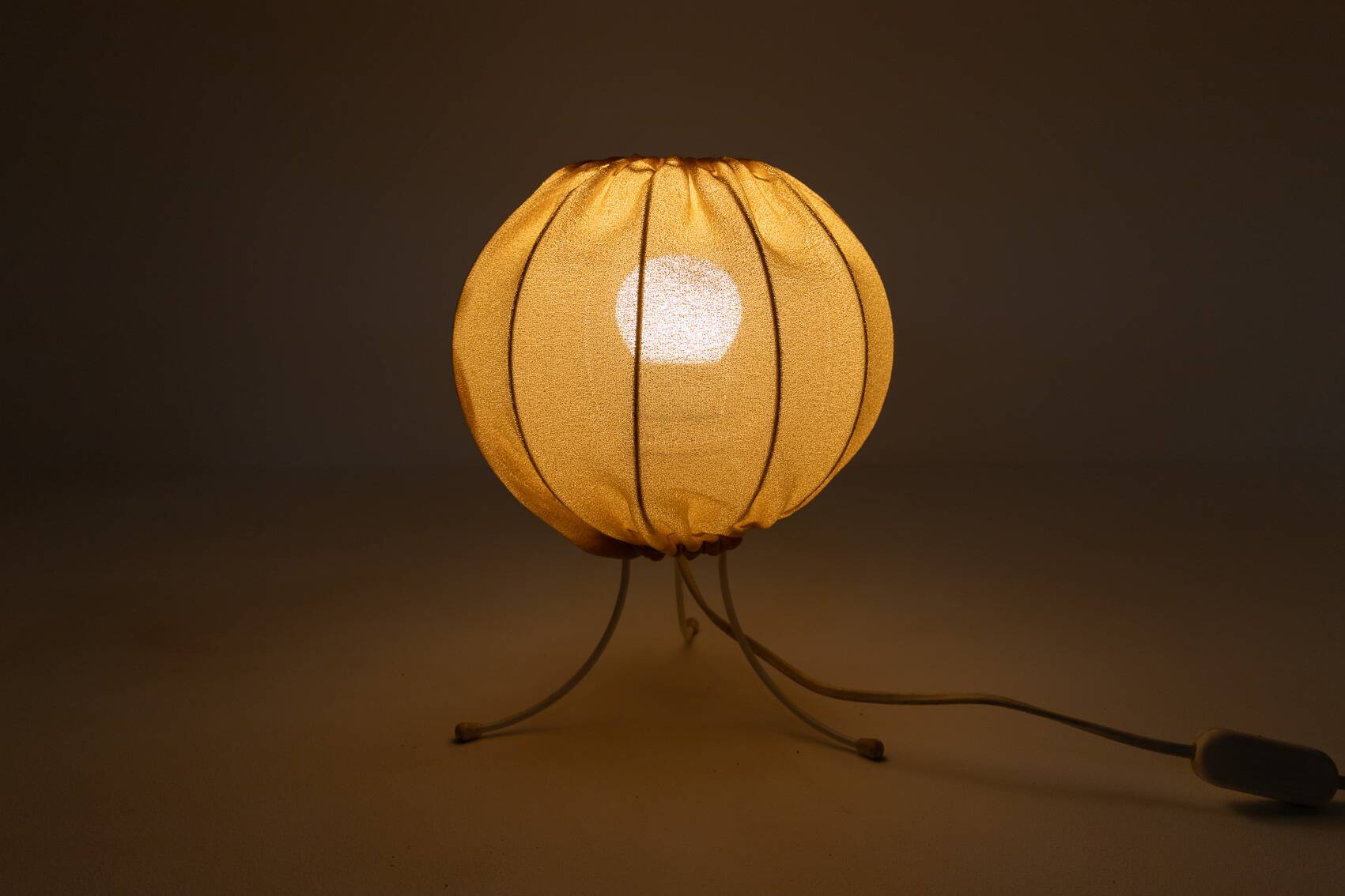 Vintage 1960’s pair of Tripod table lamps
