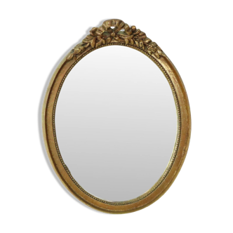 Miroir ovale vintage en résine dorée à la feuille d'or, style classique des années 60