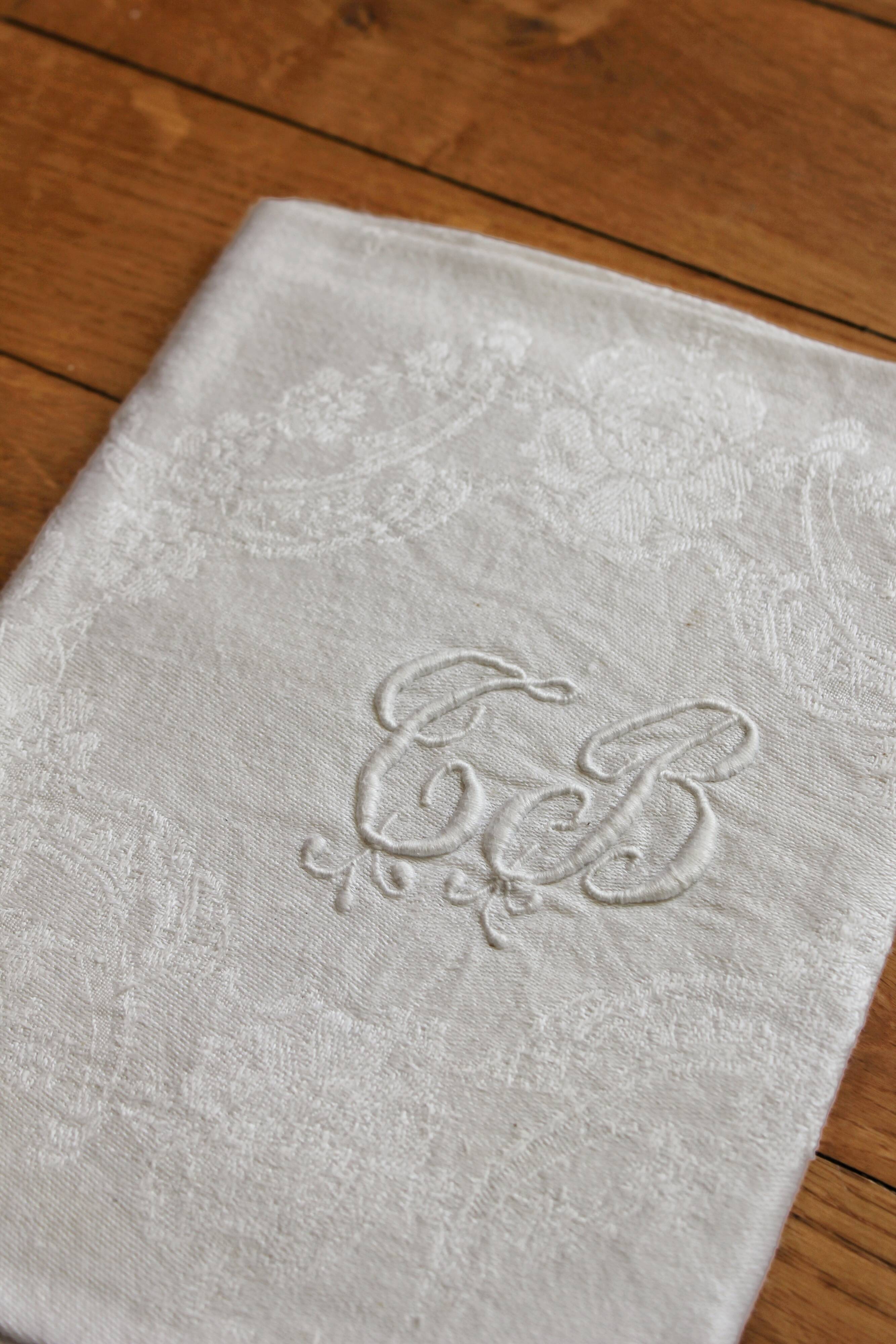 8 antique napkins in monogrammed and damask white linen