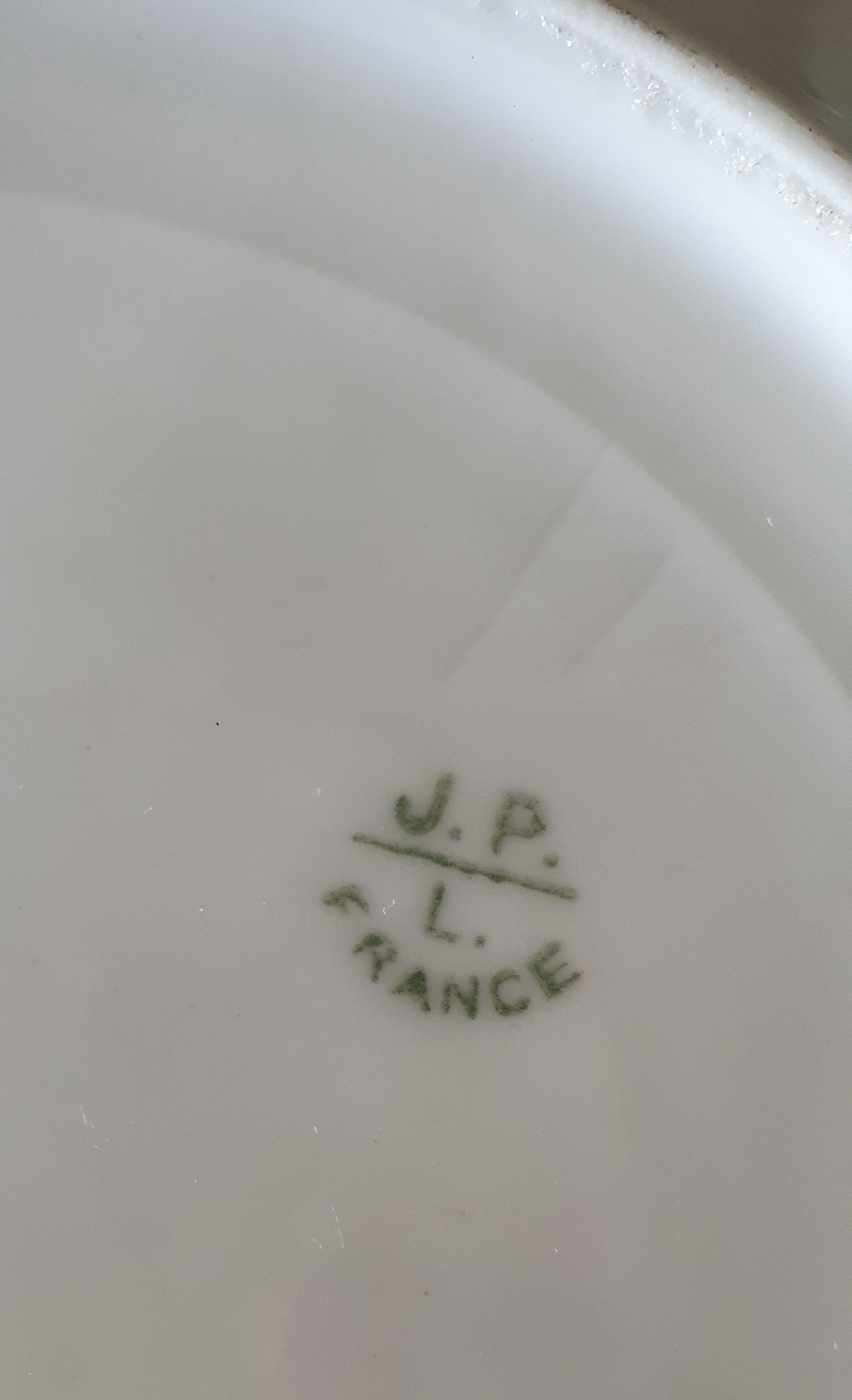 Porcelain dessert plates