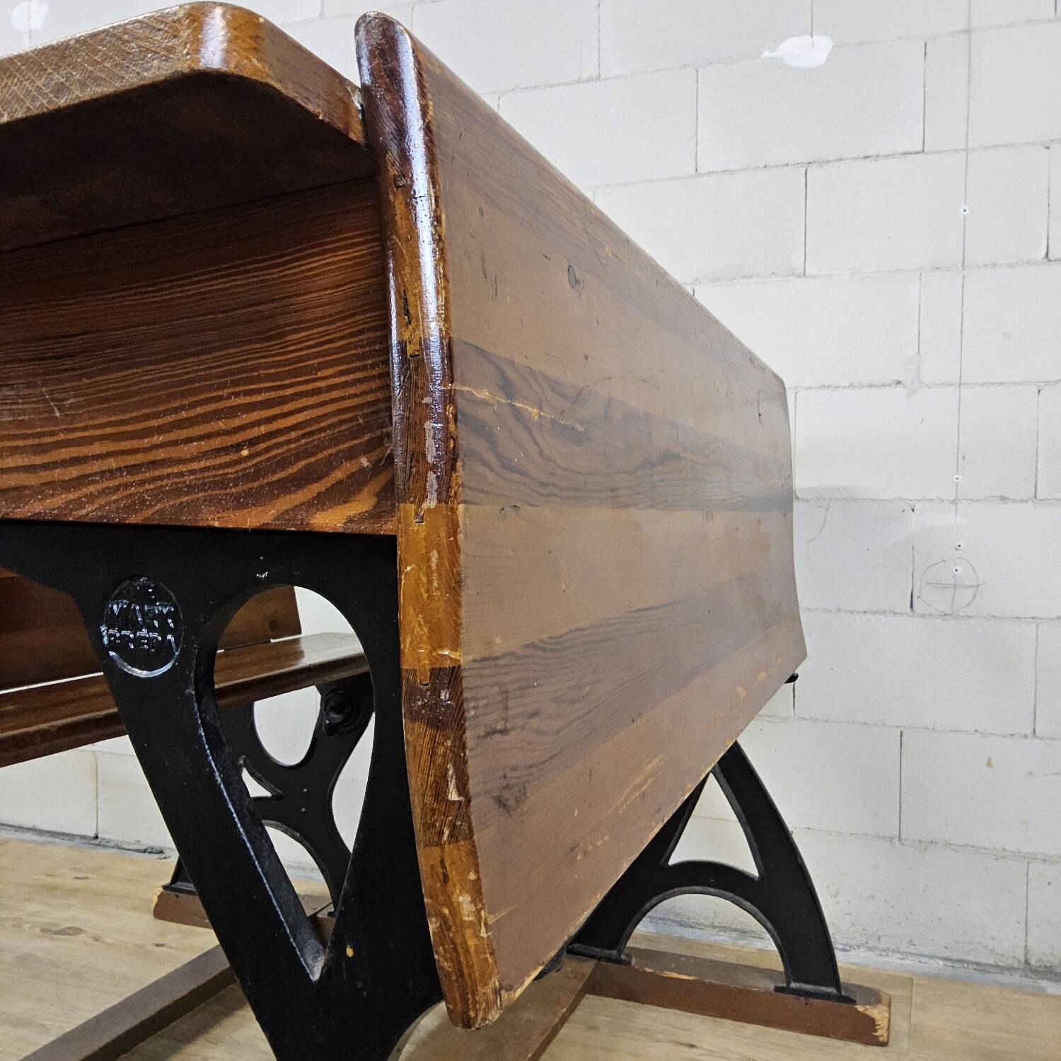 Antique desk / school bench (1920) in cast iron by Mark Breda, Holland.