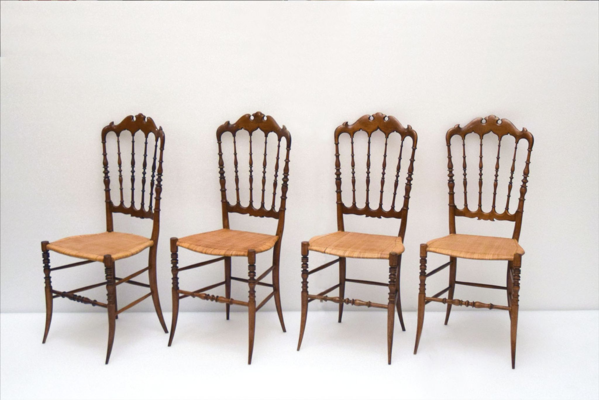 Chiavarina chairs in cherry wood with straw seat, early 20th century, Set of Four