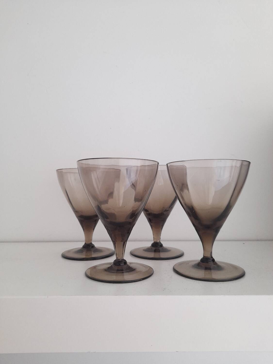 4 old ribbed glasses