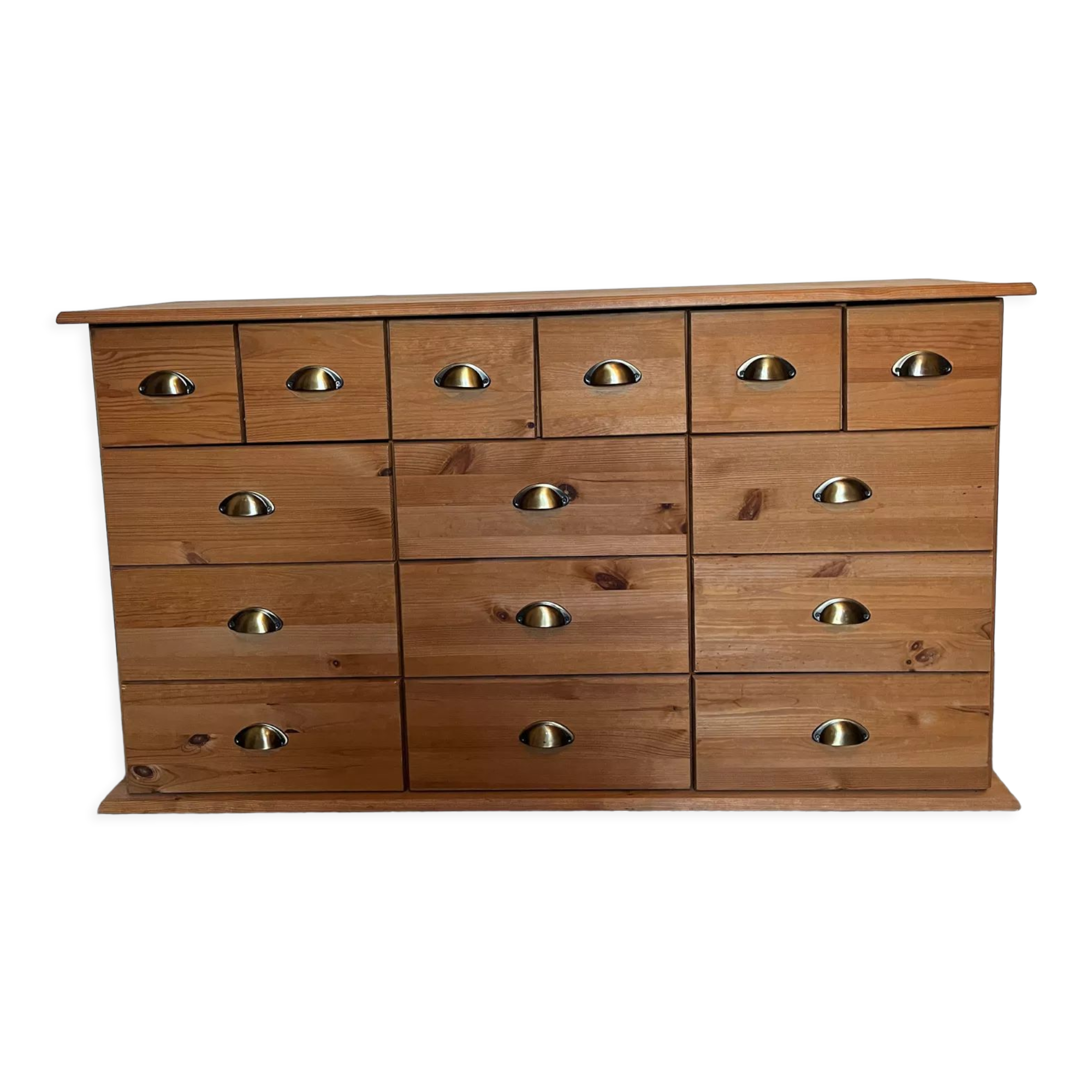 Apothecary drawer cabinet