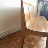 Station in oak bench