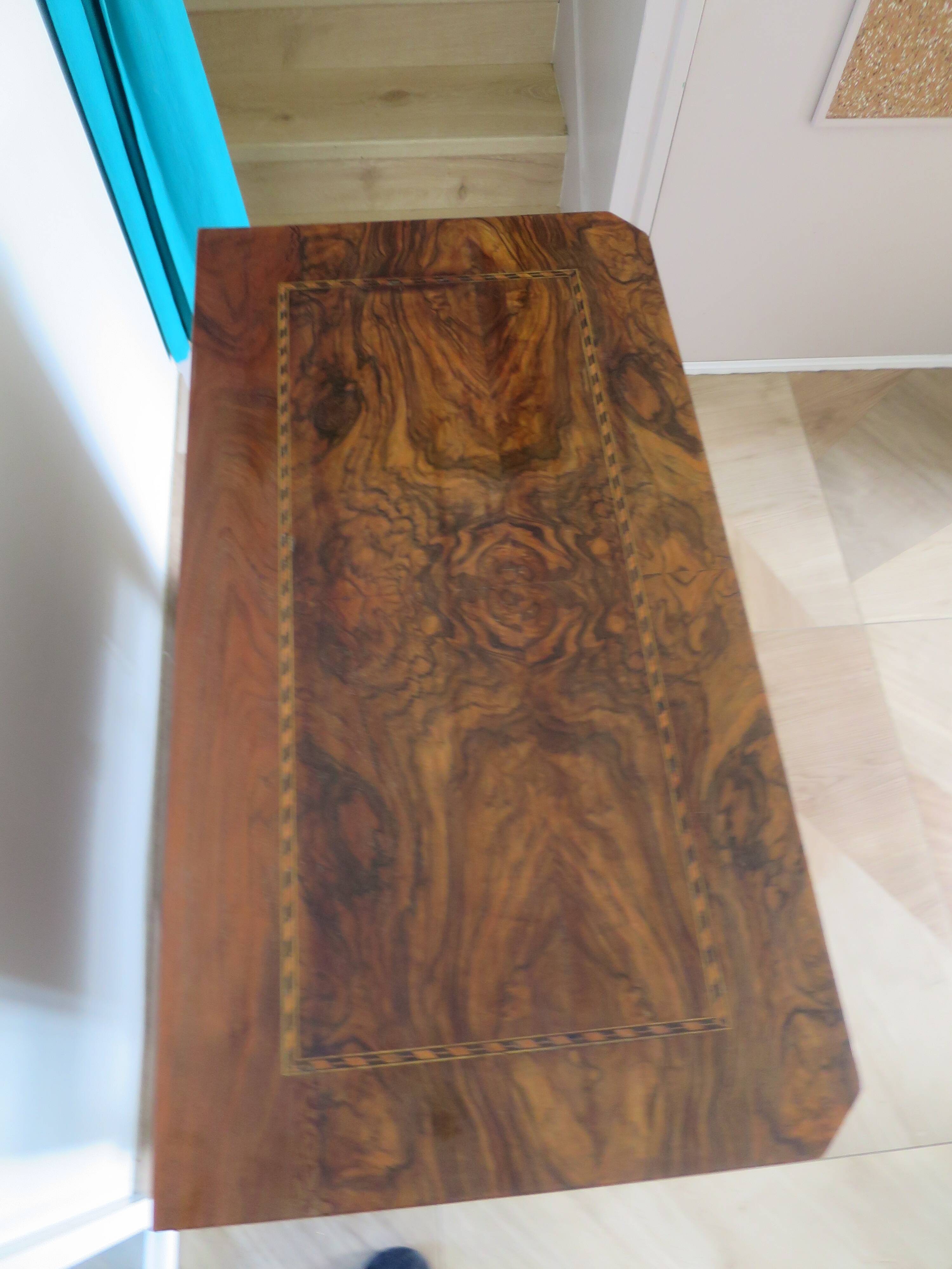 Antique oak burr chest of drawers - 4 drawers - marquetry inlay from the early 21st century
