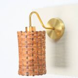 Applique murale en rotin organique et laiton