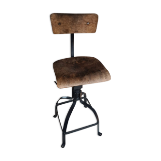 Biennaise workshop chair first model