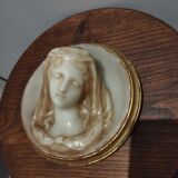 Portrait in relief in the form of a medallion - Napoleon III period