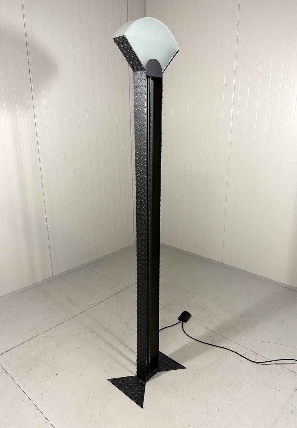 Italian steel tear plate and glass floor lamp 1980’s.