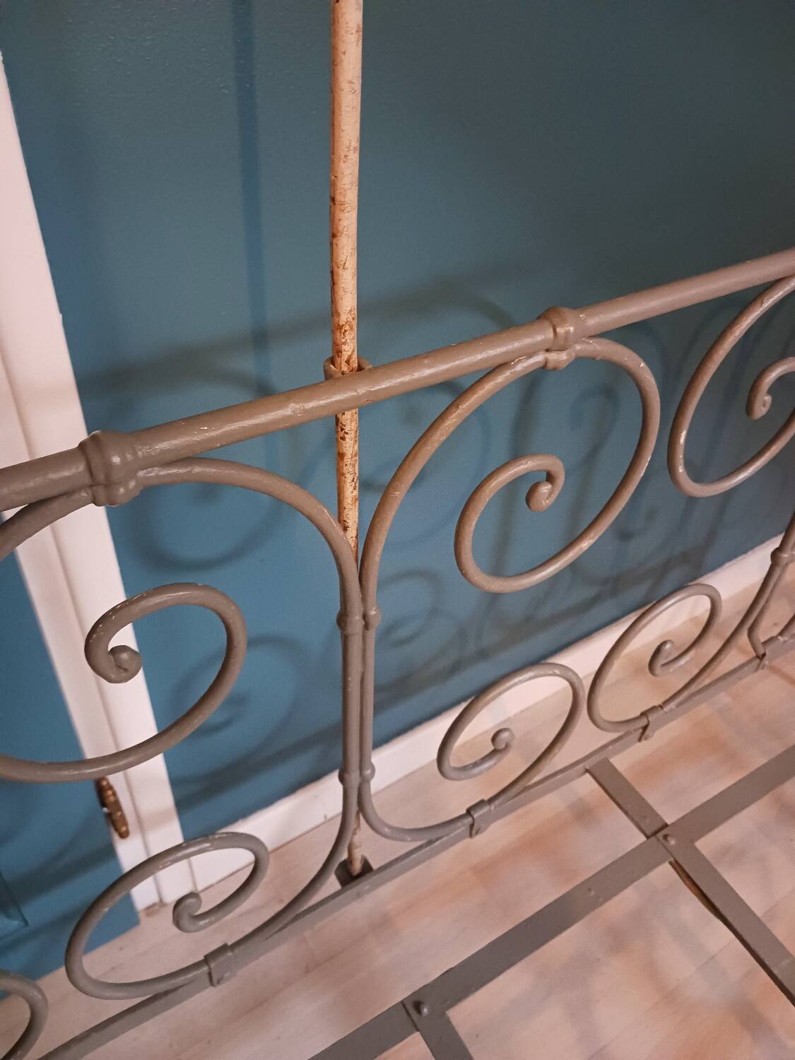 Wrought iron children's bed from the late 19th century.
