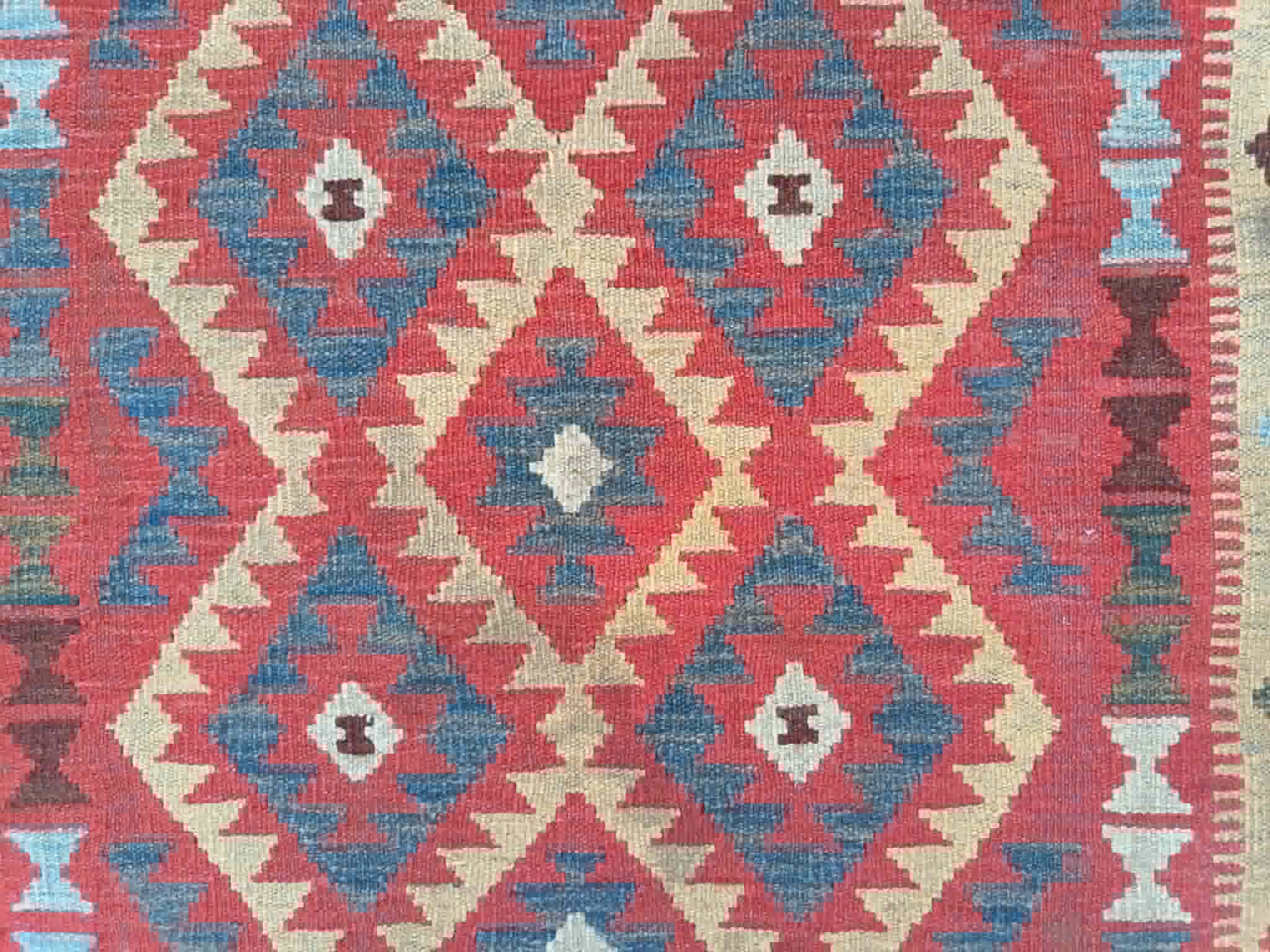 Handmade Persian Gashqaï carpet
