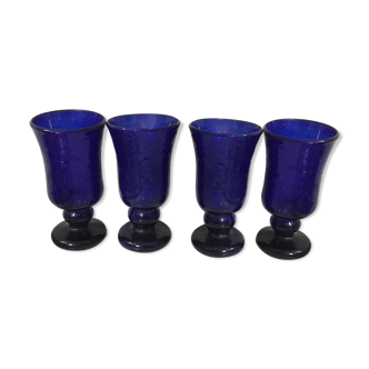 4 verres soufflés bleus