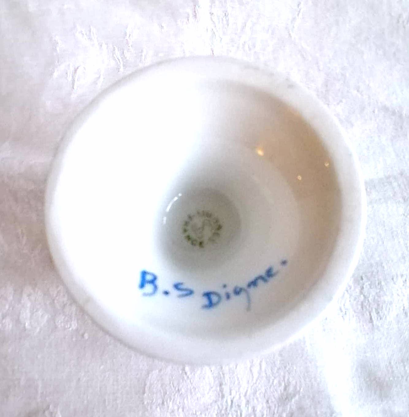Mazagran en porcelaine de Limoges aux fleurs B.S Digne