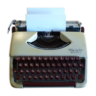 Machine à écrire vintage Olympia Splendid 33