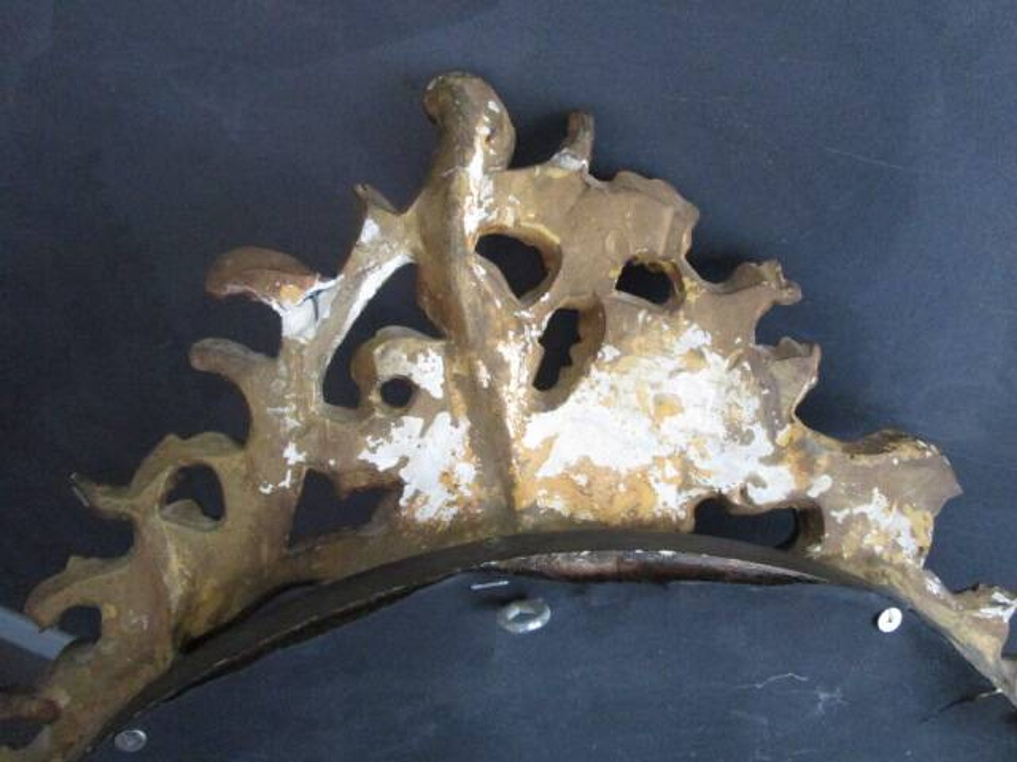 Antique mirror in wood and gilded stucco