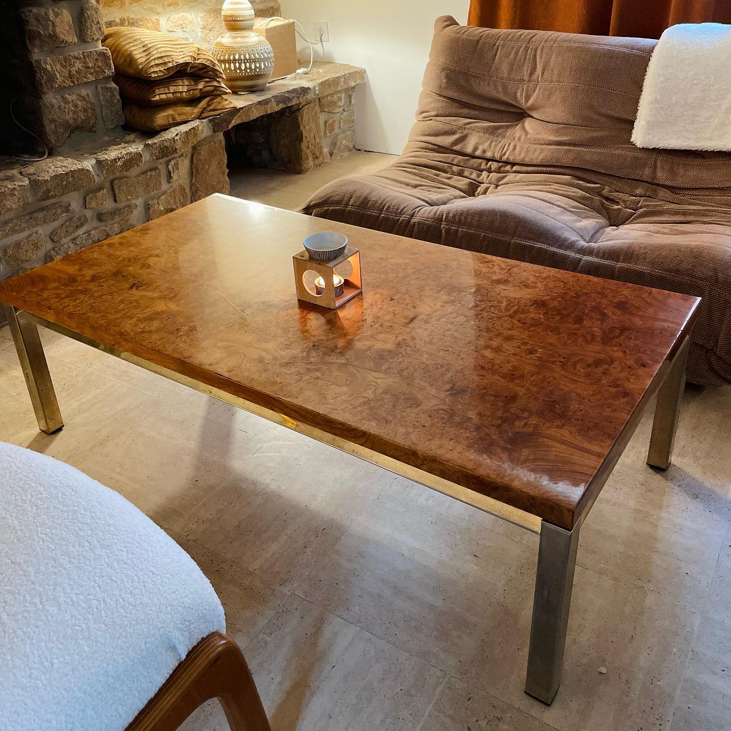 Coffee table - gold metal base with a beautiful patina