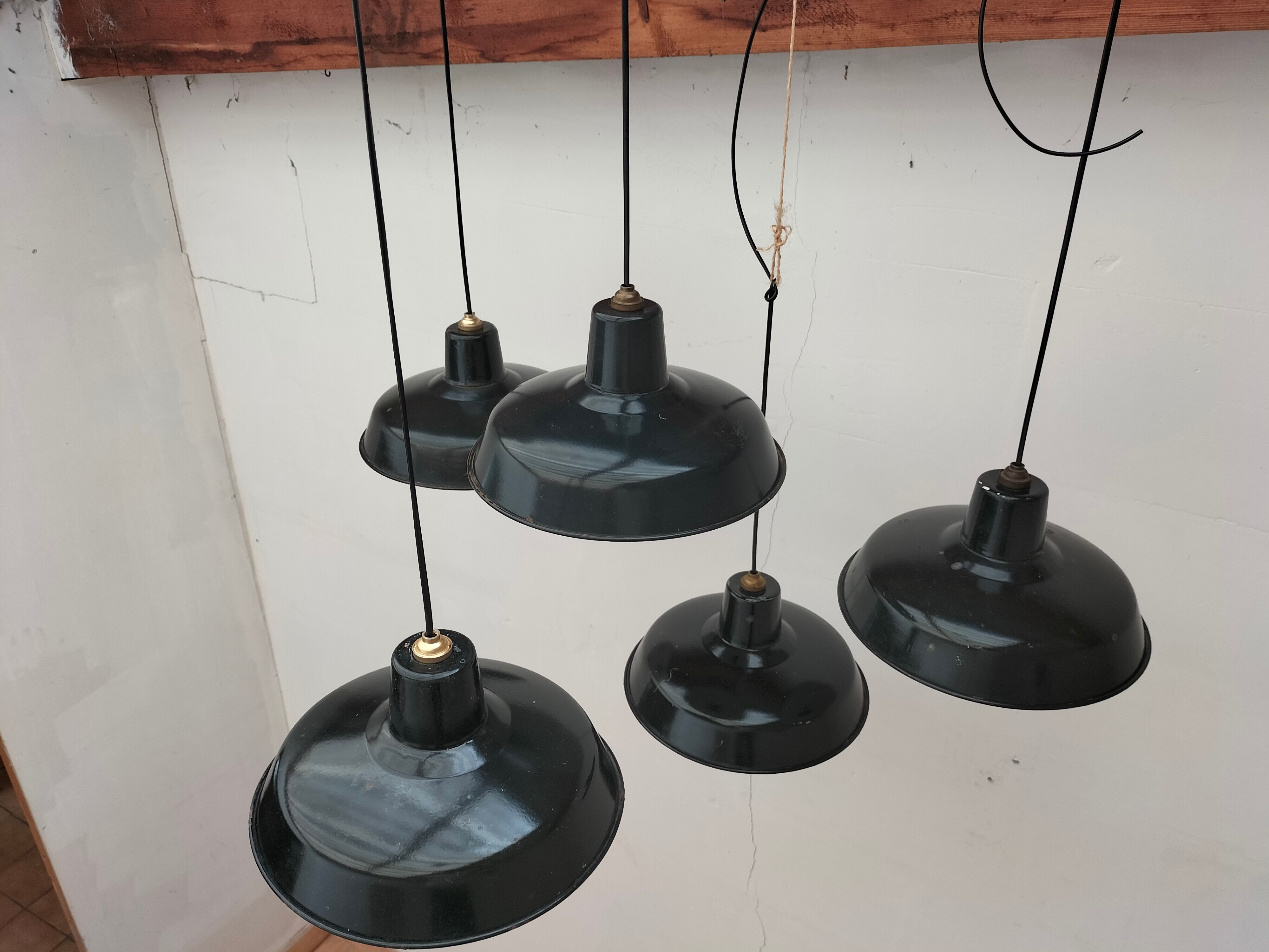 Set of 5 hanging lamps