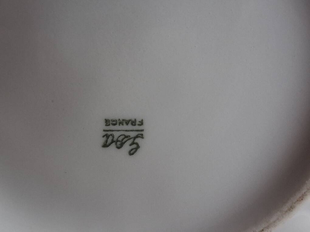 Old coffee pot / teapot in Limoges porcelain