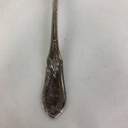 4 petites cuillers en métal argenté