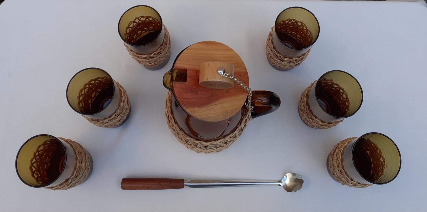 Vintage orangeade service