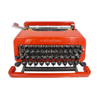 Olivetti valentine s red heart vintage typewriter
