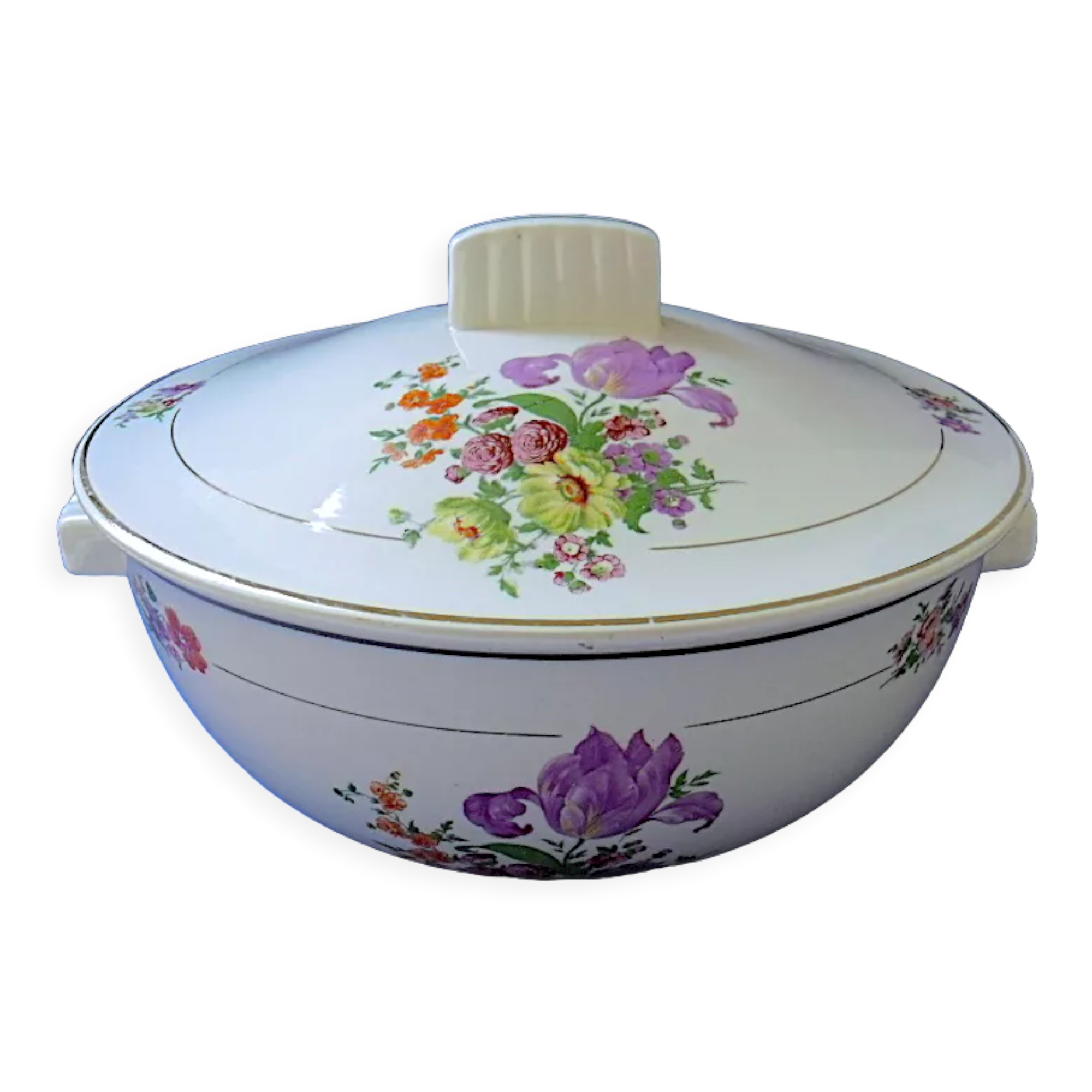 Soupière en semi-porcelaine d'Orchies à décor floral