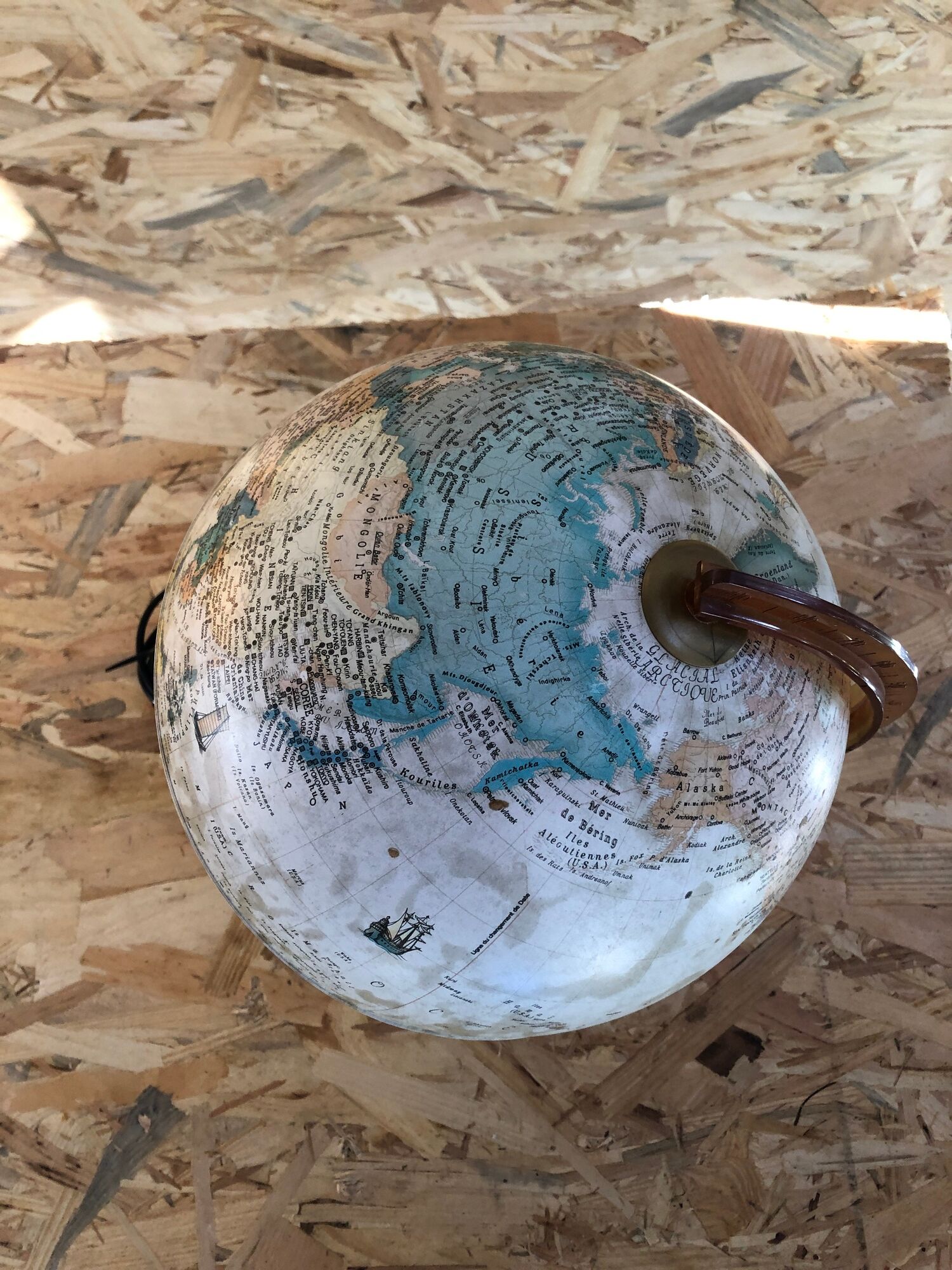 Old globe world map tecnodidattica beige