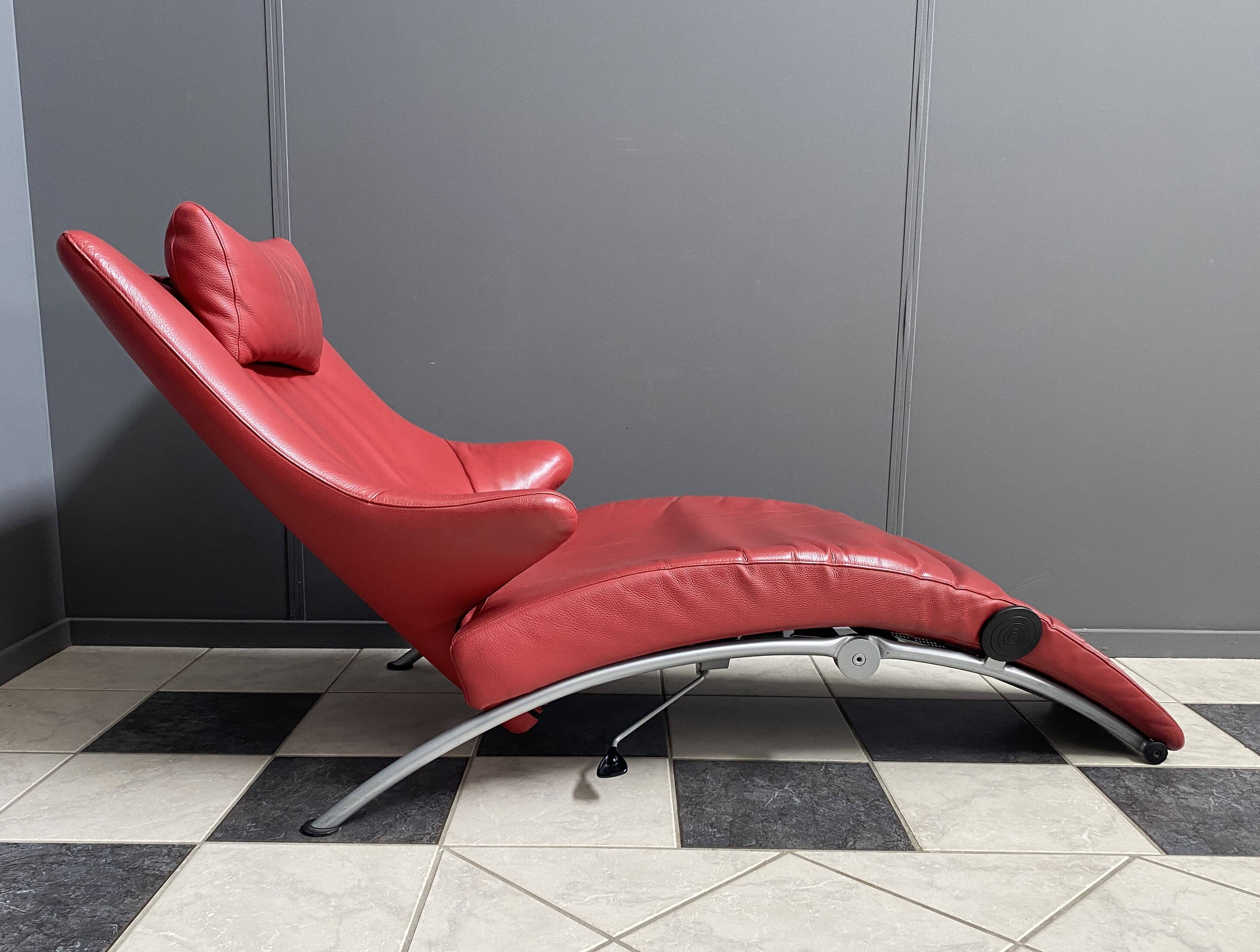 Chaise relax pliable rouge par Stefan Heiliger modèle Solo 699 pour WK Wohnen