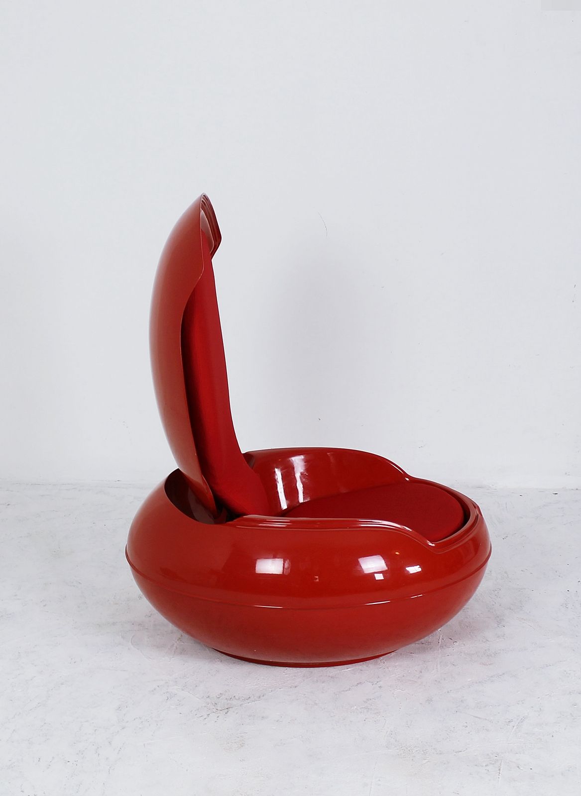 Garden Egg chair by Peter Ghyczy for VEB Synthese Werk East Germany