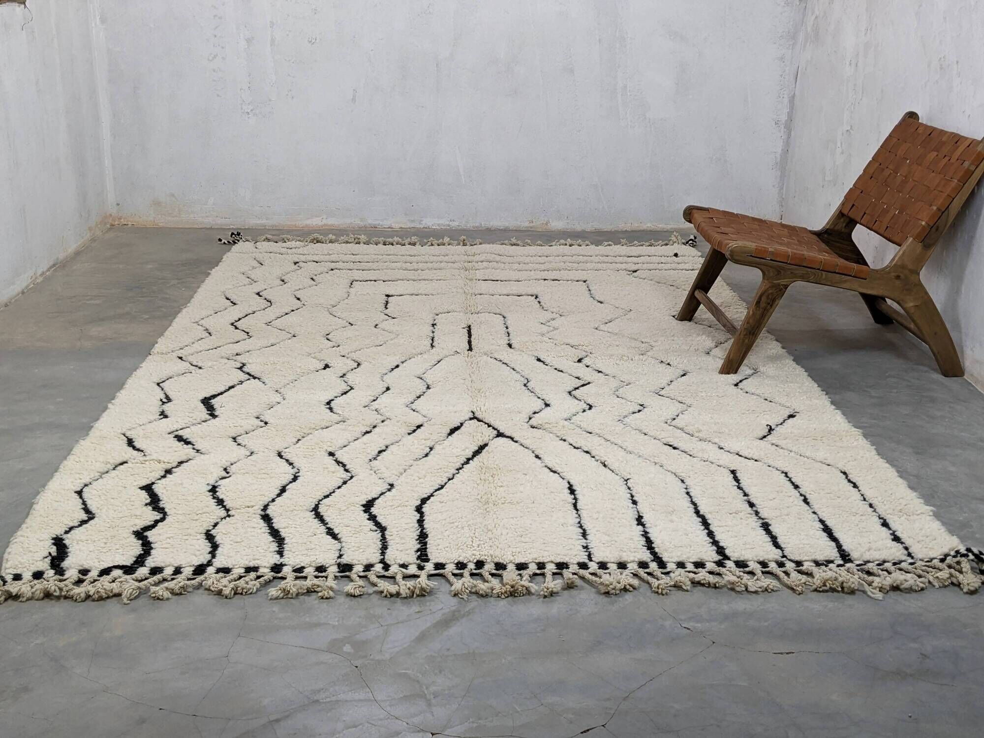 Large Beni Ouarain rug, 290 x 202 cm || 9.51 x 6.63 feet, G-262