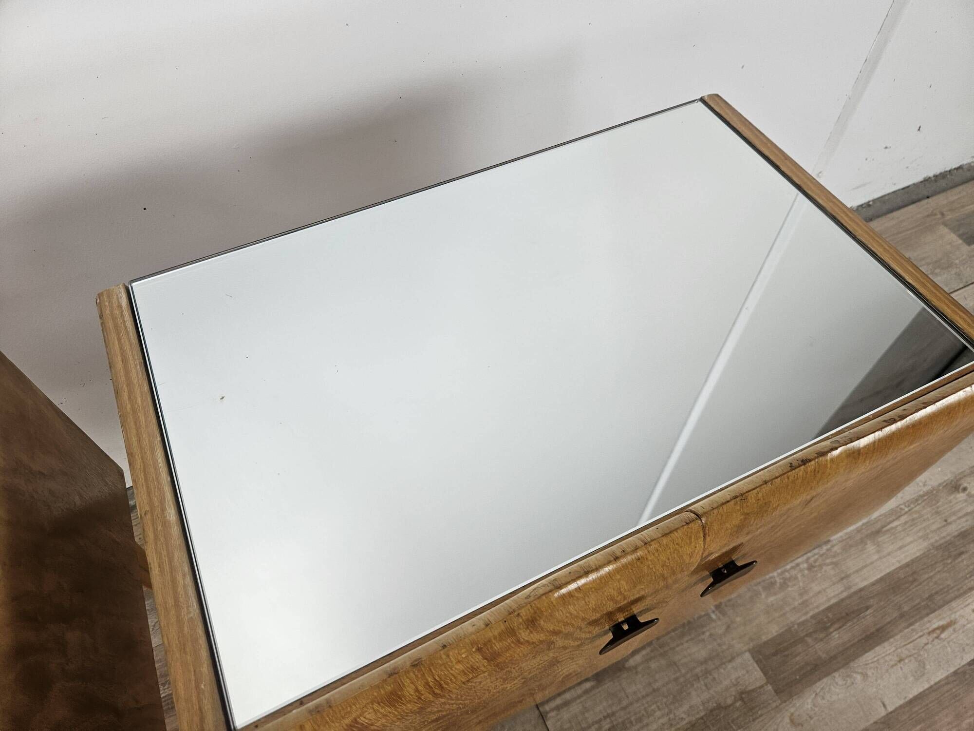 Pair of 1950s maple nightstands with mirrored tops