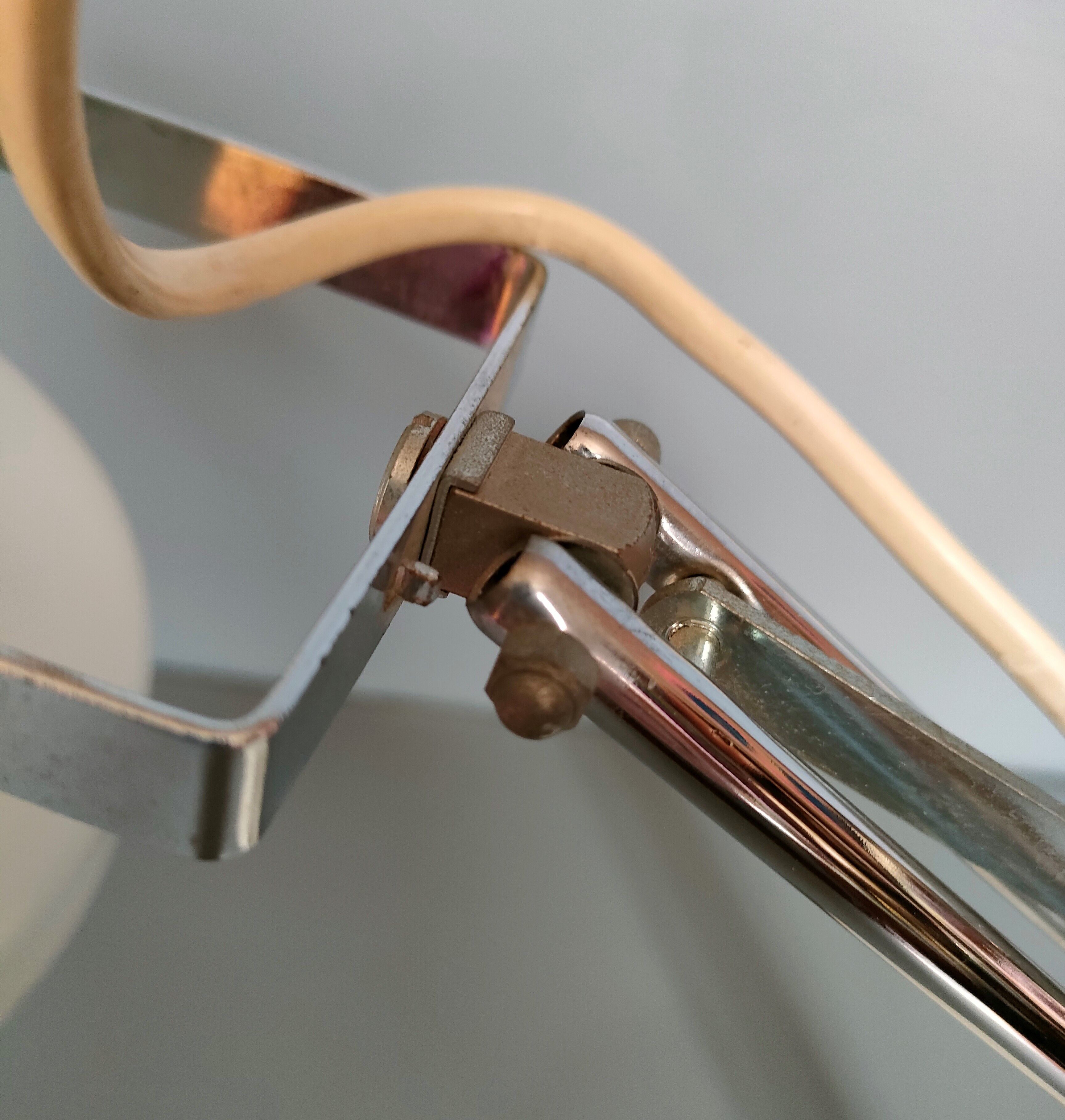 Articulated metal desk lamp from the 1950s/1960s