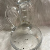 Wine carafe