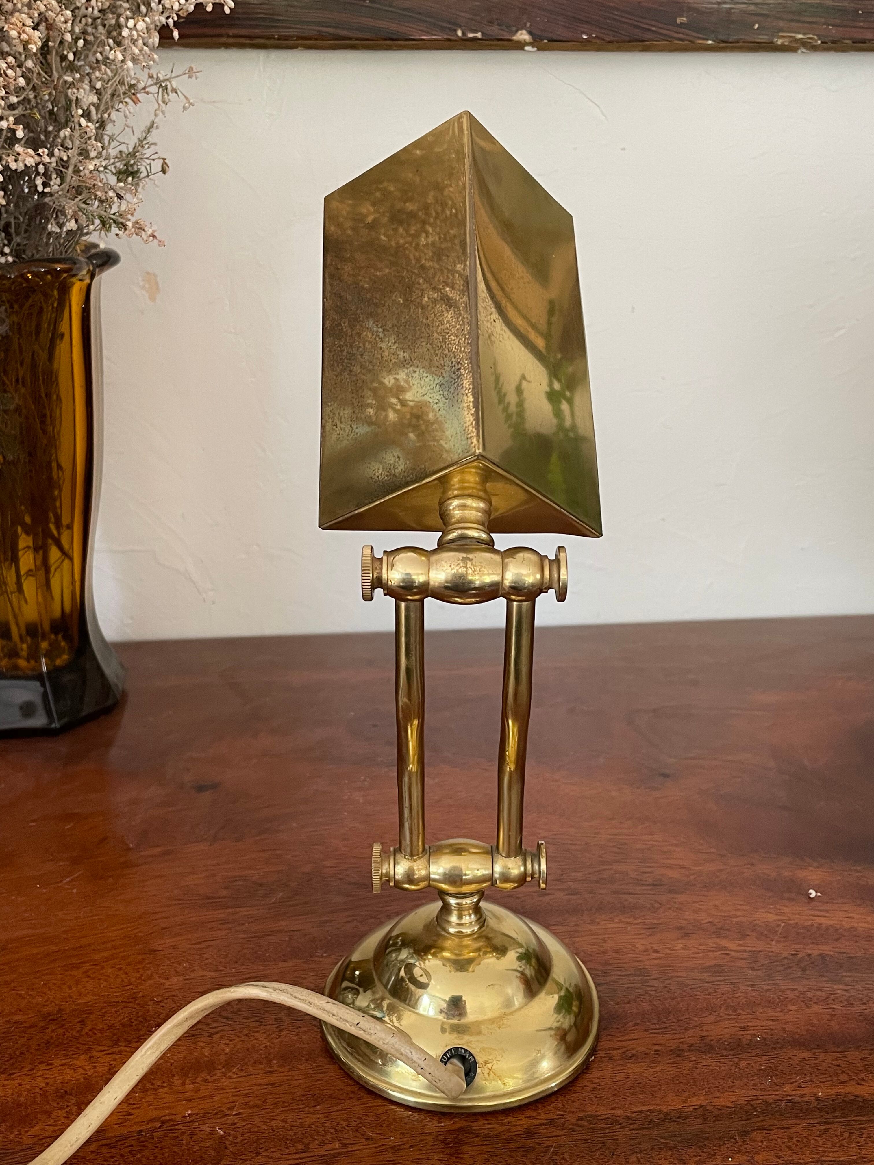 Lampe d’appoint en laiton