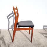 4 Scandinavian wooden vintage chairs