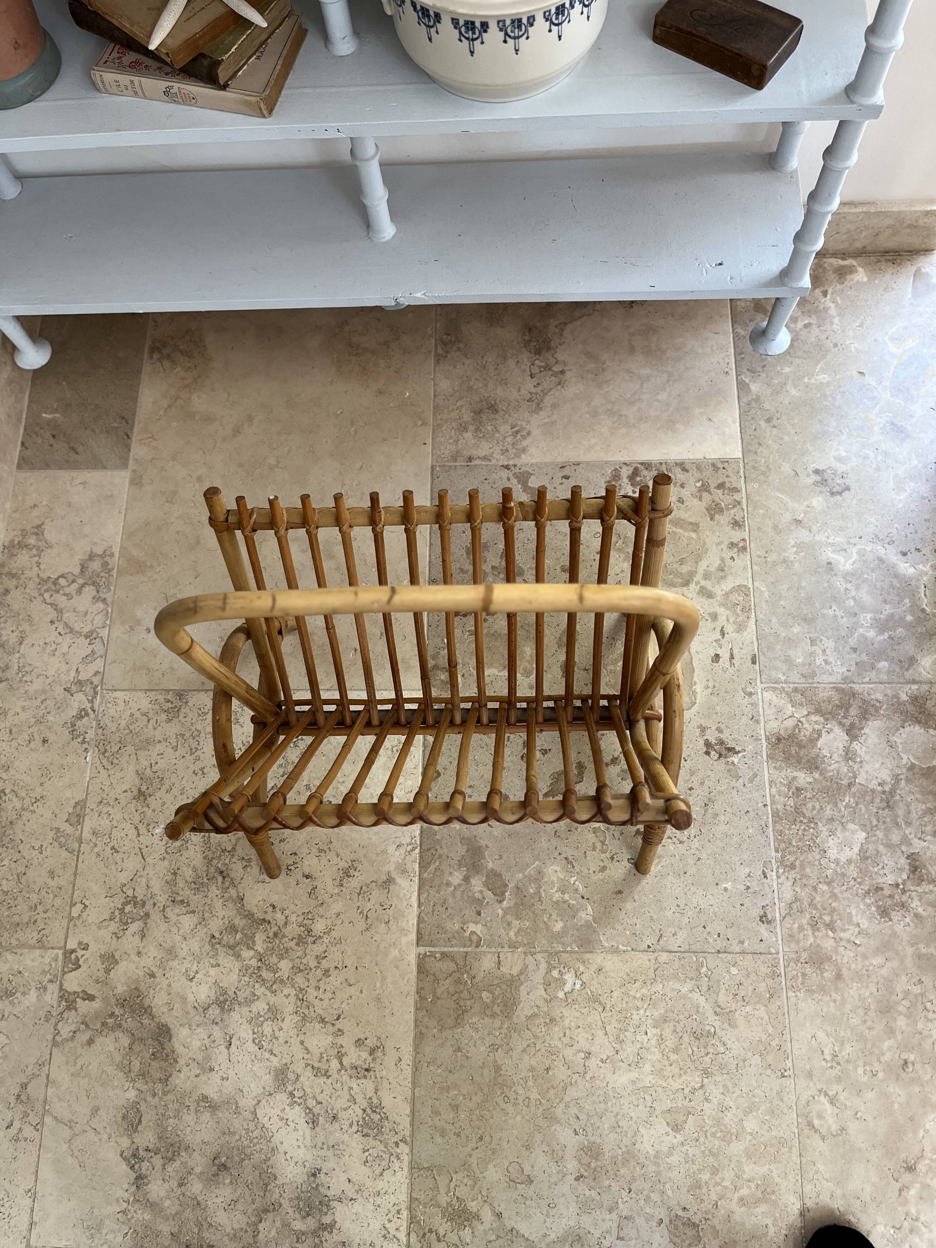 70s magazine rack in rattan & bamboo