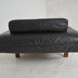 Day bed, vintage bench sofa dating from the 70s.