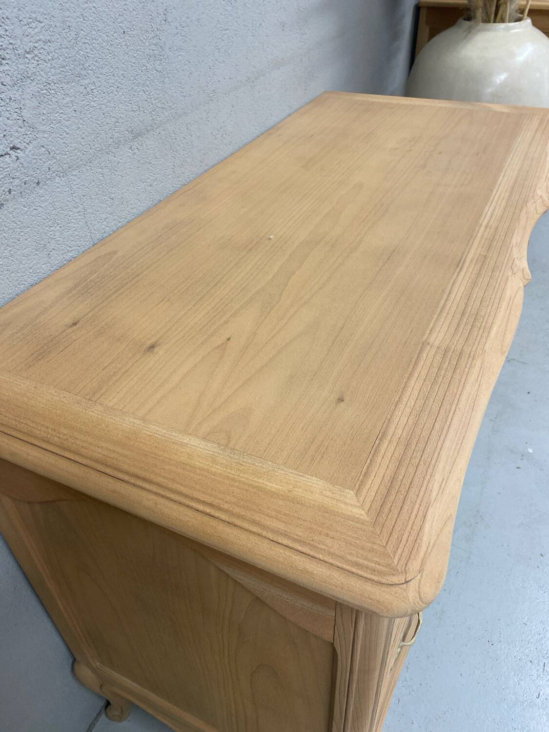 Commode Louis XV en bois brut