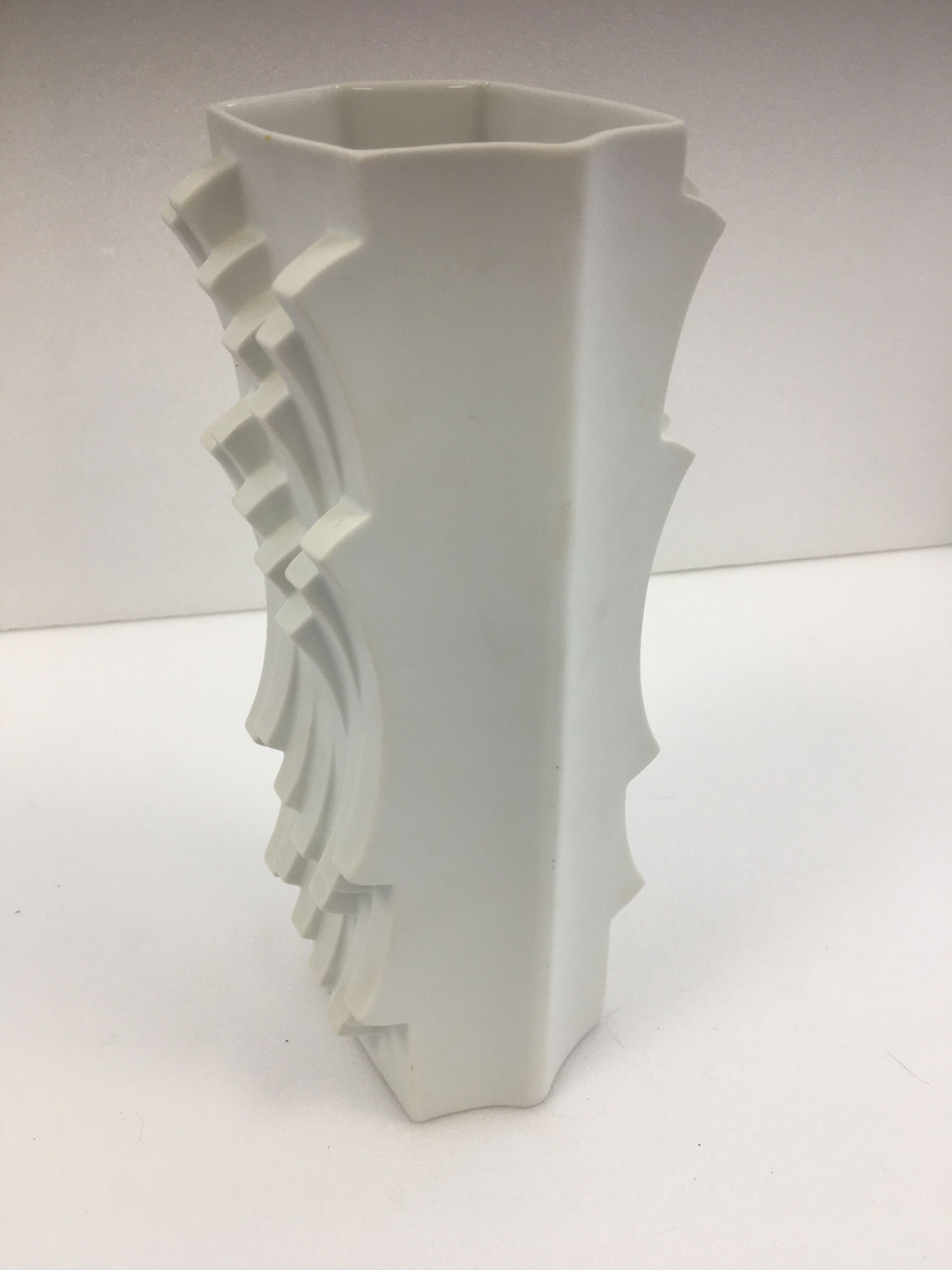 Porcelain vase by Heinrich Fuchs for Hutschenreuther, 1960s