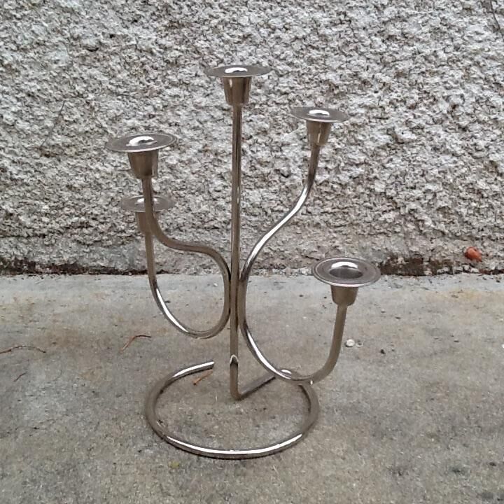 Metal candleholder