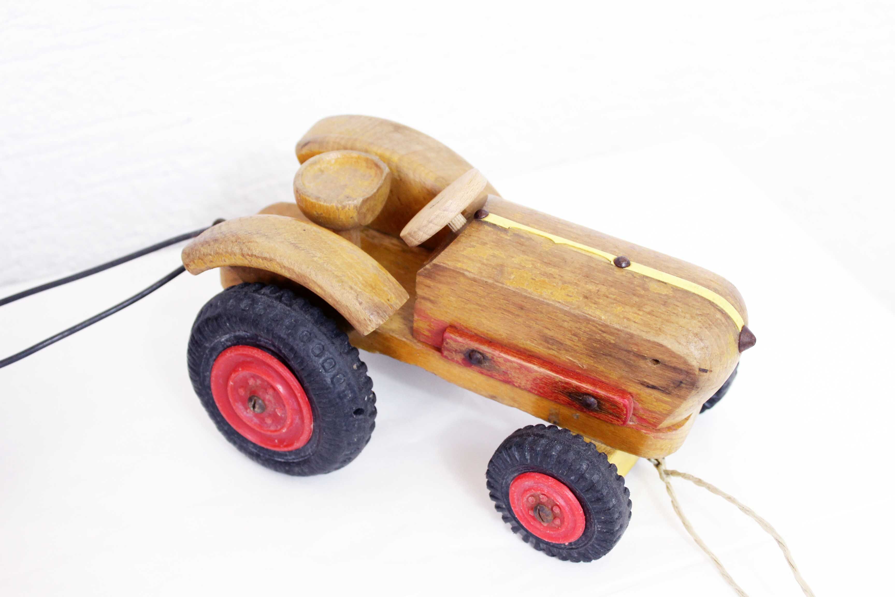 Authentic wooden toy label "Spielgut", Tractor and trailer