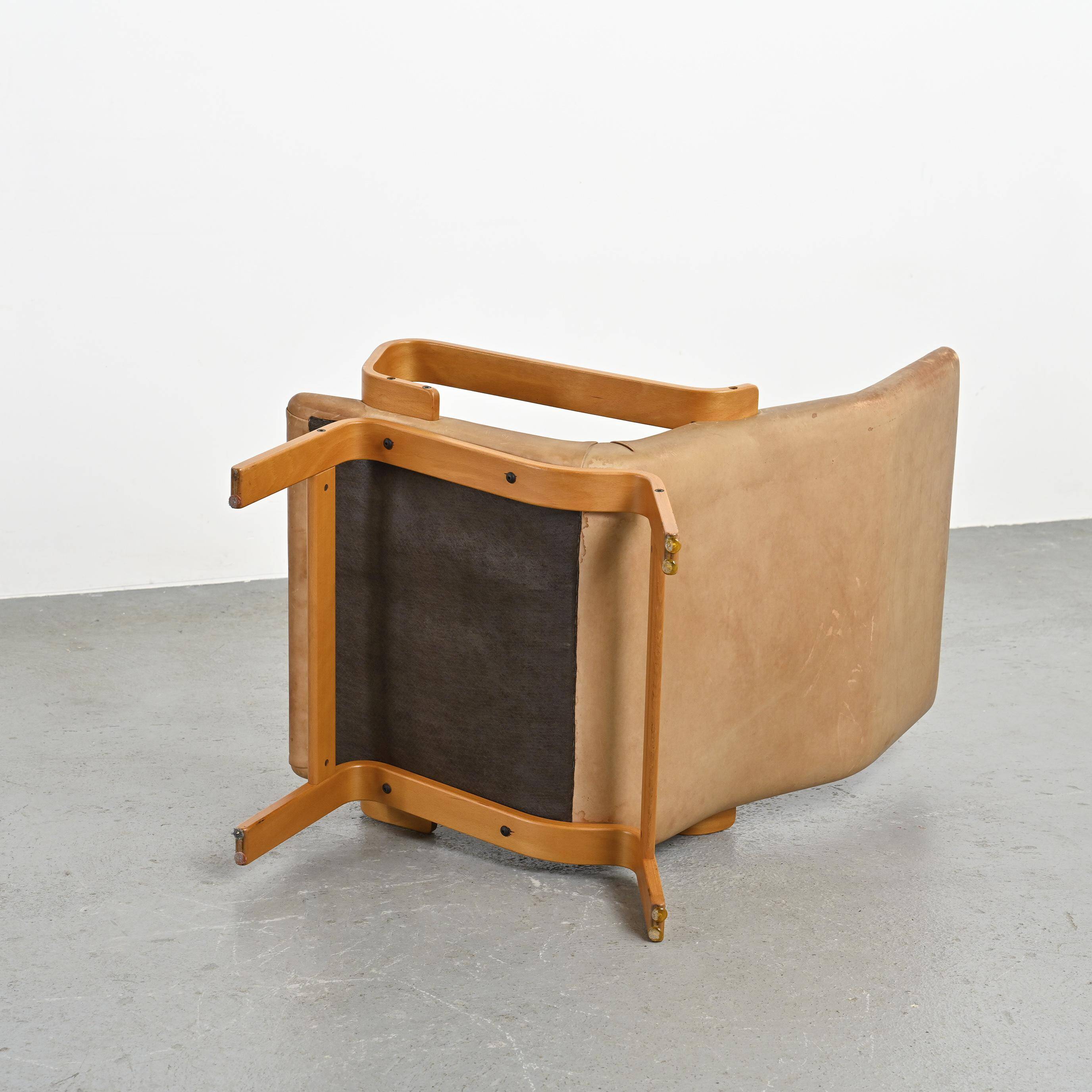 Pair of Contino model armchairs by Yngve Ekström circa 1970