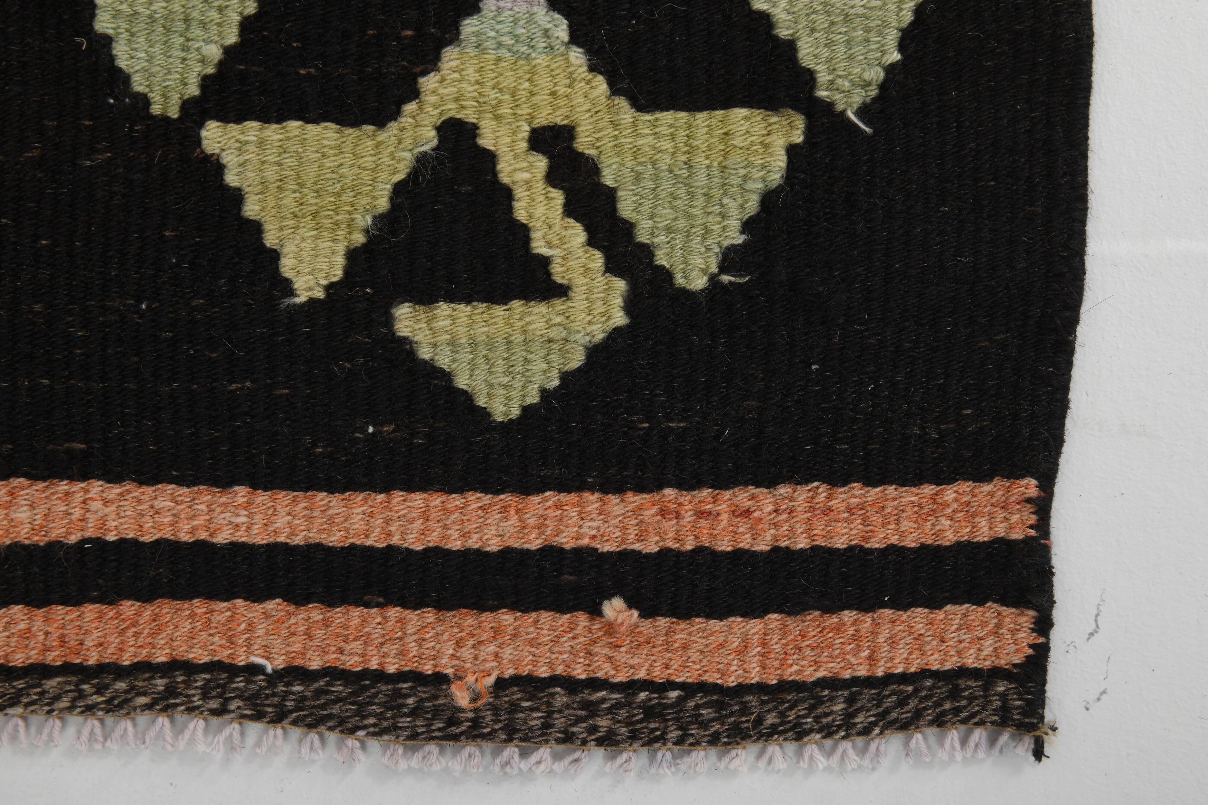 2x7 Salmon Beige Vintage Kilim Runner Rug, 64x226Cm