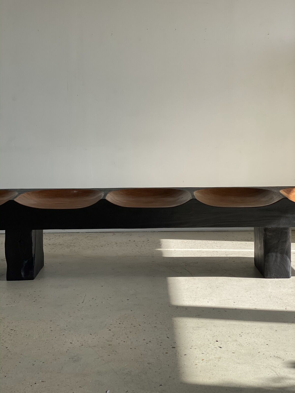 Huge 5-seater bench in two-tone solid wood