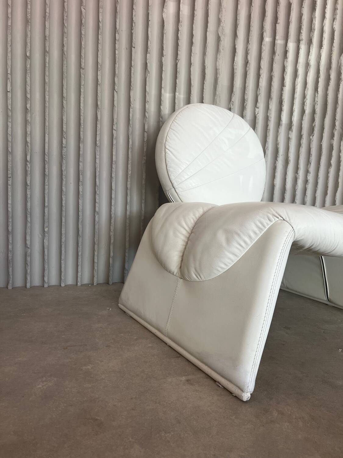 Fauteuil "Calypso" par Vittorio Introini pour Saporiti