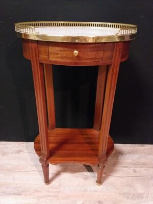 Table d'appoint style louis XVI