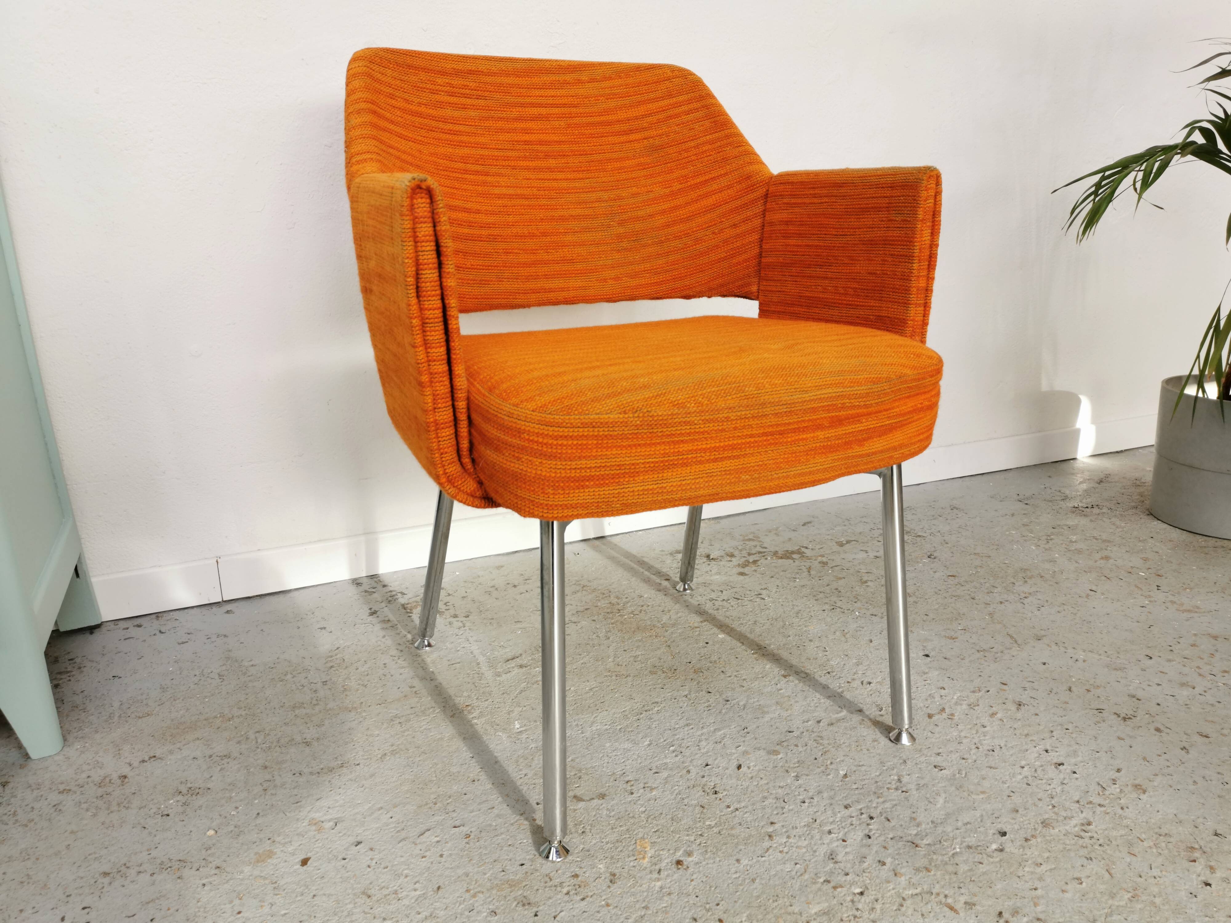 Vintage Airborne "Deauville" chair